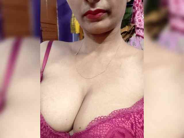 Naughty_Binodini webcam
