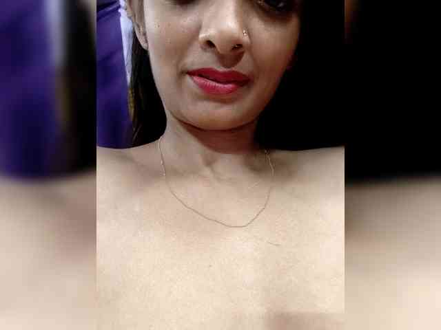 Naughty_Binodini webcam