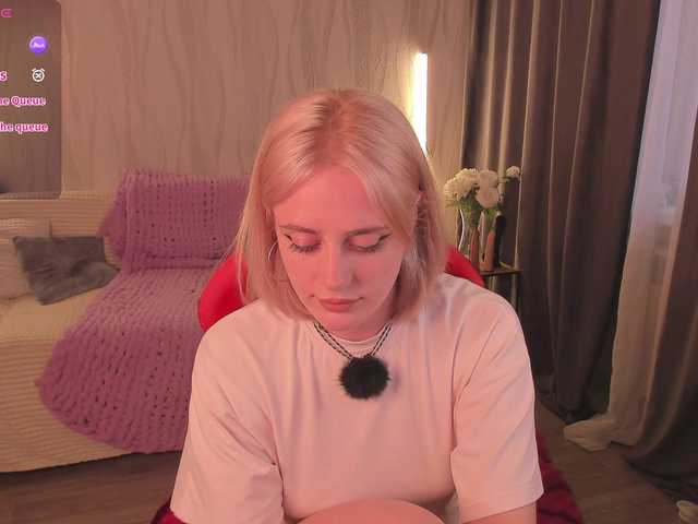 NETSENZURA live cam on BongaCams