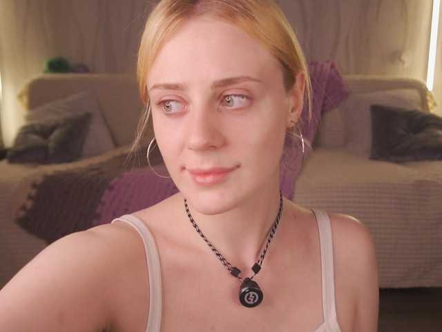 NETSENZURA live cam on BongaCams