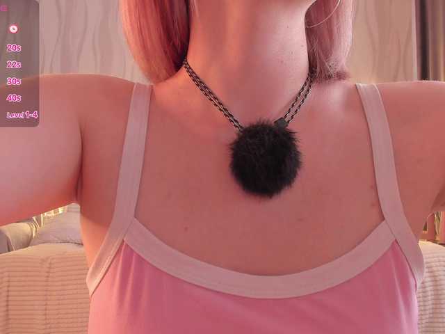 NETSENZURA live cam on BongaCams