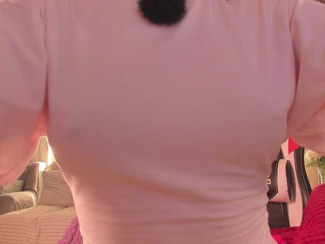 NETSENZURA live cam on BongaCams