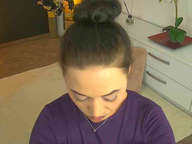 NoirKitten webcam
