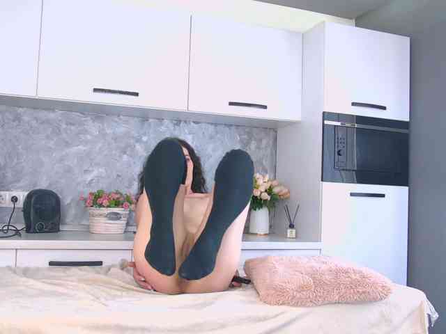NoirKitten webcam