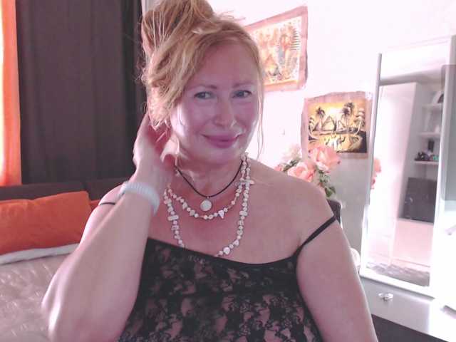 HelenLoyd live webcam show