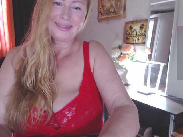 HelenLoyd live webcam show