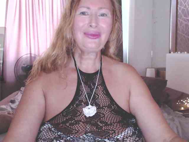 HelenLoyd webcam