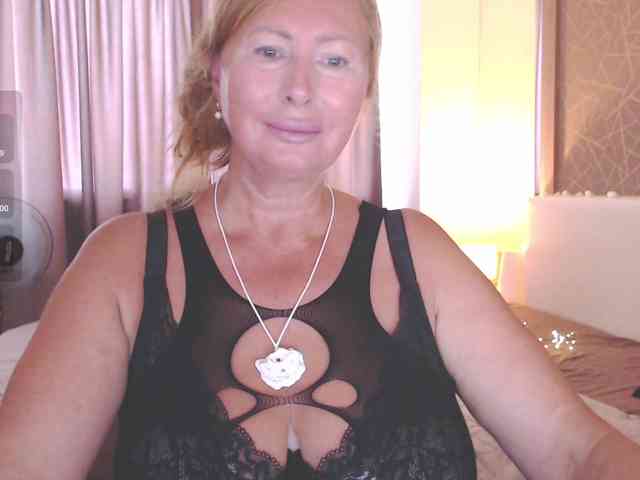 HelenLoyd webcam