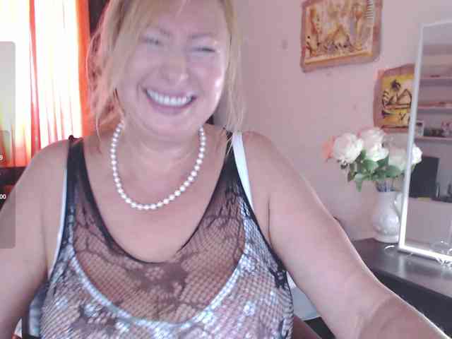 HelenLoyd Sex Cam Show