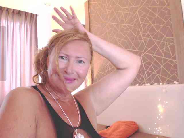 HelenLoyd webcam