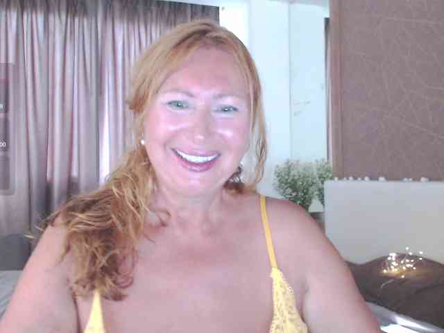 HelenLoyd webcam