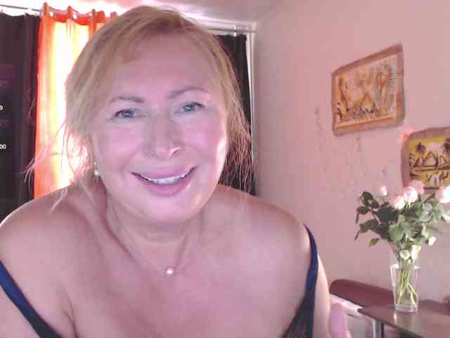 HelenLoyd webcam