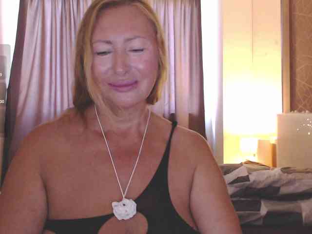 HelenLoyd webcam