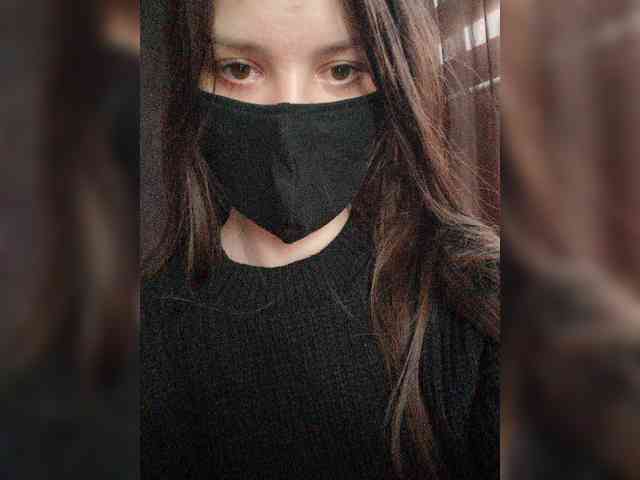 Model ini sedang live sekarang. Vibe-Eva