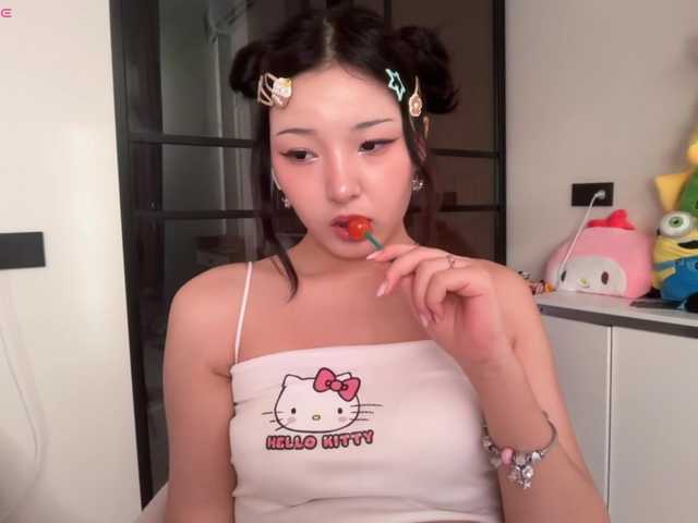 minnie-joy live cam on BongaCams