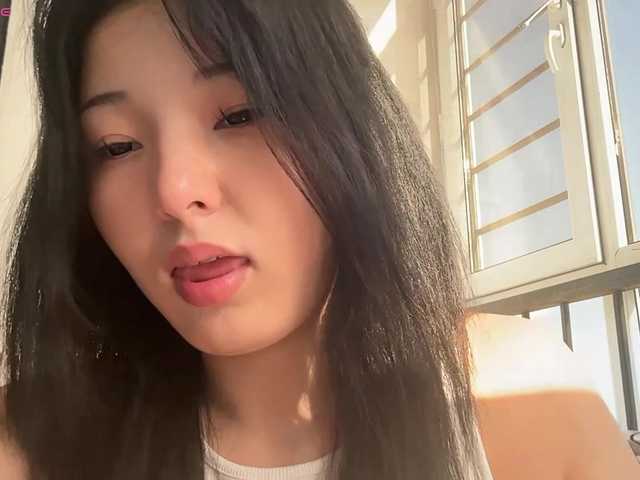 minnie-joy live cam on BongaCams