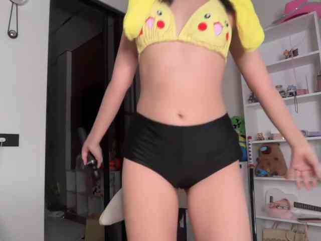 minnie-joy Live Webcam on BongaCams