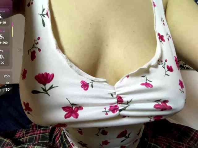 sophiasnarl webcam