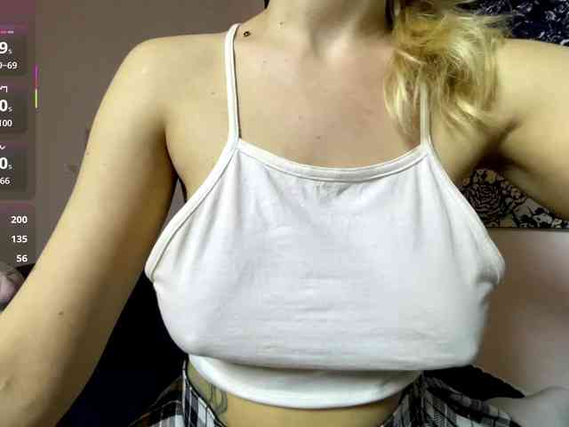 sophiasnarl webcam