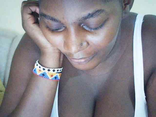 Spicyboob200 Live Webcam on BongaCams