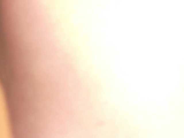 pinkyblooom's BongaCams show and profile