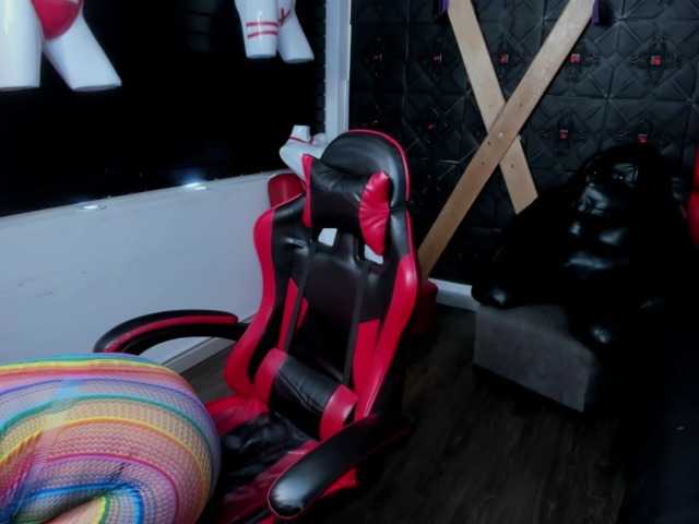 ivybrowm live cam on BongaCams