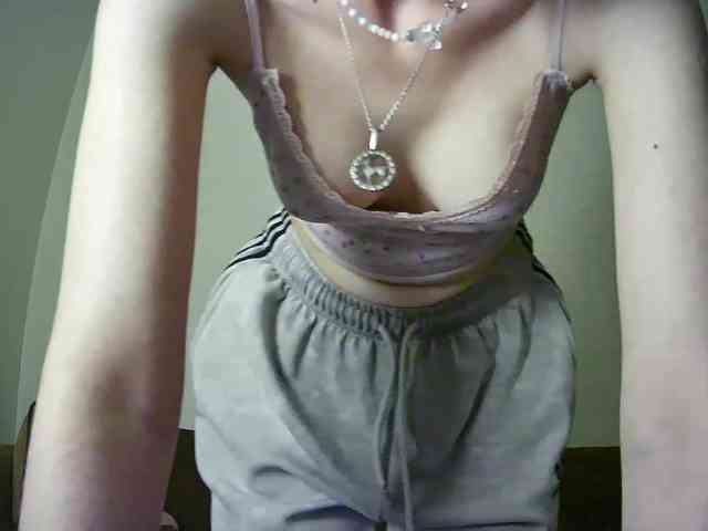 urrMila webcam