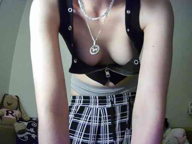 urrMila webcam