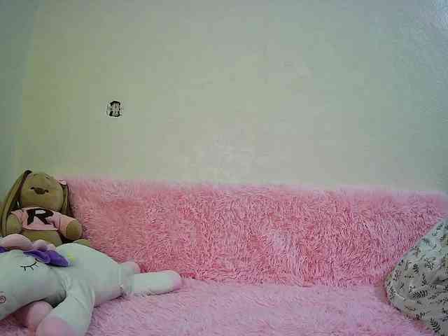 urrMila webcam