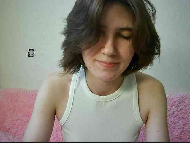 urrMila webcam