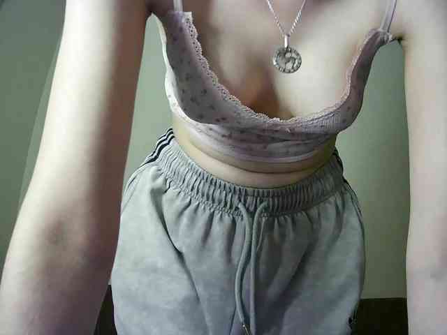 urrMila webcam