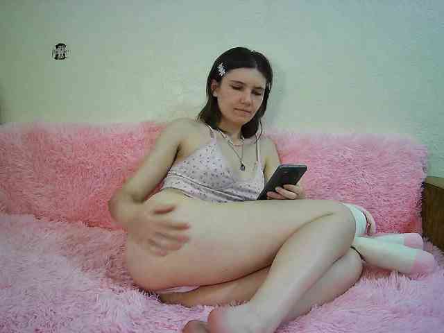 urrMila webcam
