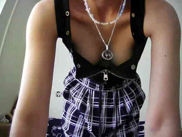 urrMila webcam