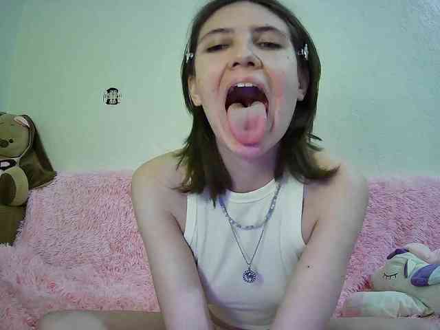 urrMila webcam