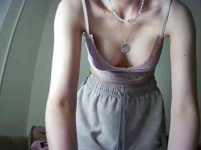 urrMila webcam