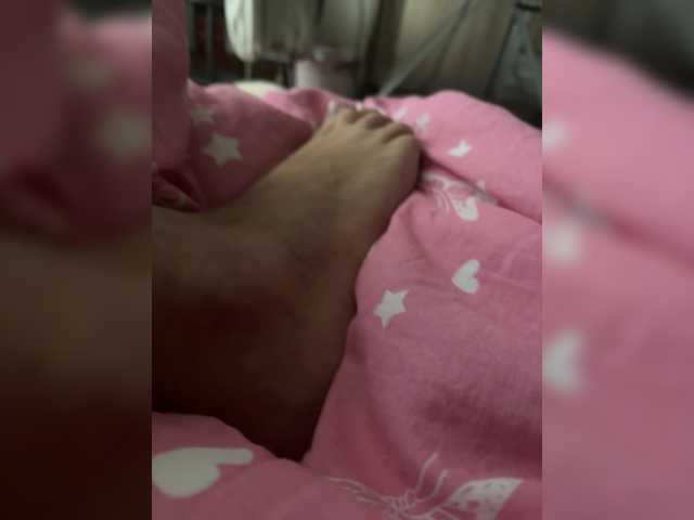Ladyviseldout-1 live cam on BongaCams