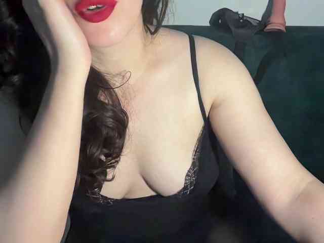 EYLUL-MISTRESSSS Live Webcam on BongaCams