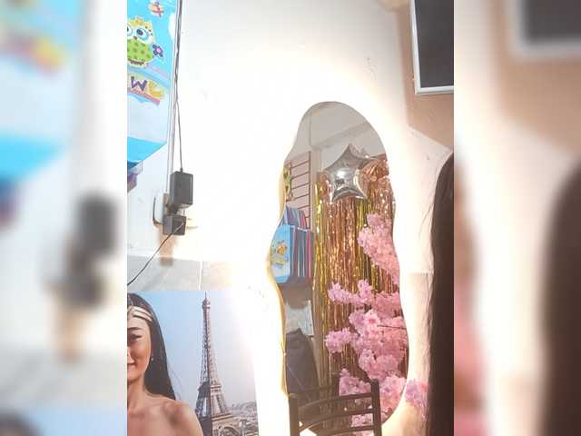Bella-152 live webcam show