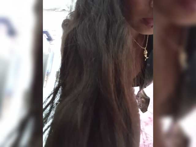 Bella-152 live cam on BongaCams