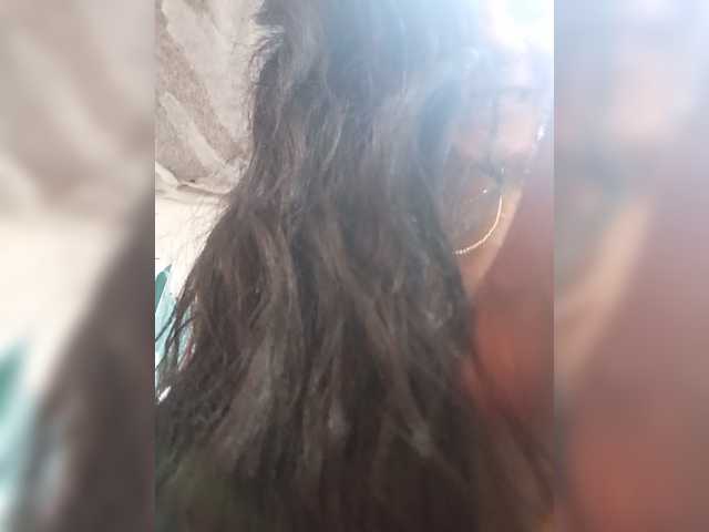 go to chat with Bella-152