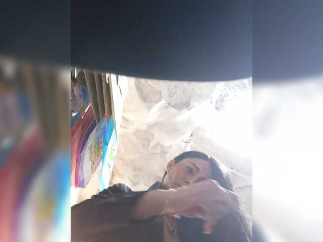 Bella-152 live cam on BongaCams