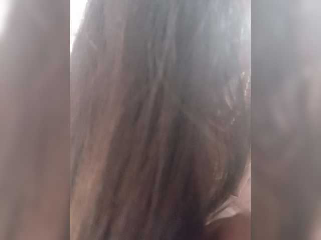 Bella-152 live cam preview