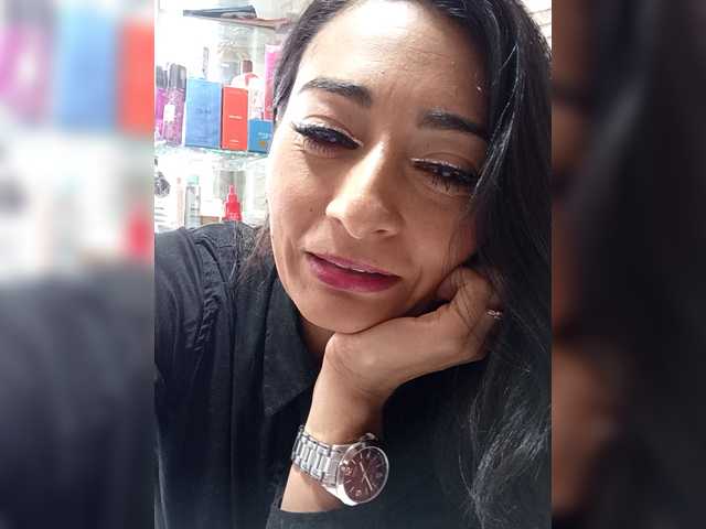 Bella-152's BongaCams show and profile