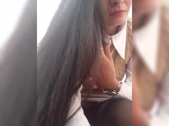 Bella-152 live cam preview