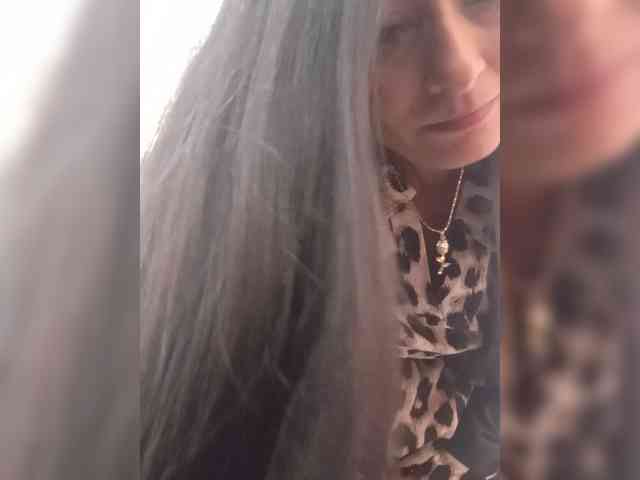 Bella-152 webcam