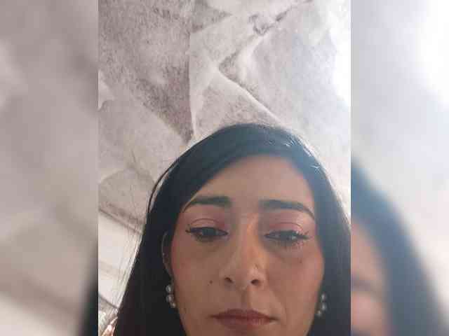 Bella-152 webcam