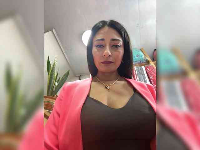 Bella-152 webcam