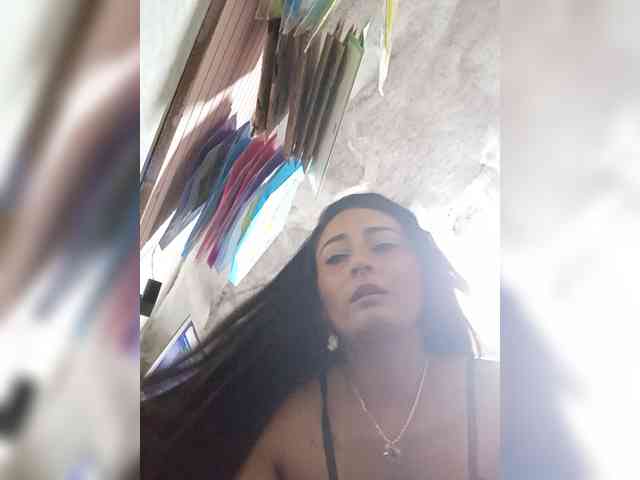 Bella-152 webcam