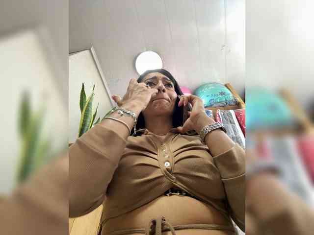 Bella-152 webcam