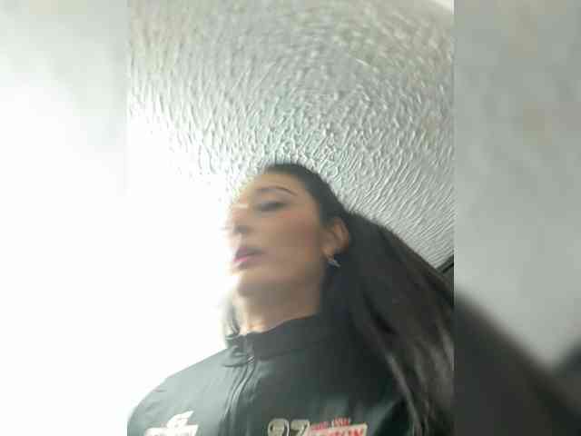 Bella-152 webcam